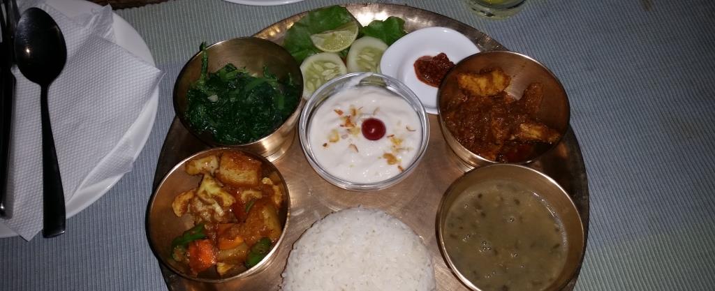 das Daal Bhat ist das traditionelle nepalesische (tägliche) Essen